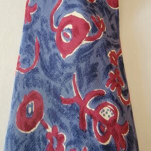 The Metropolitan Museum Of Art Tie Blue w/ Burgundy Art Flowers - 100% Silk
